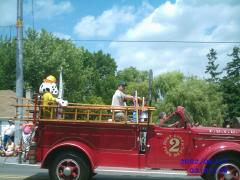 Monday June 17, 2002 03:07 - port dover canada day 2005 056.jpg